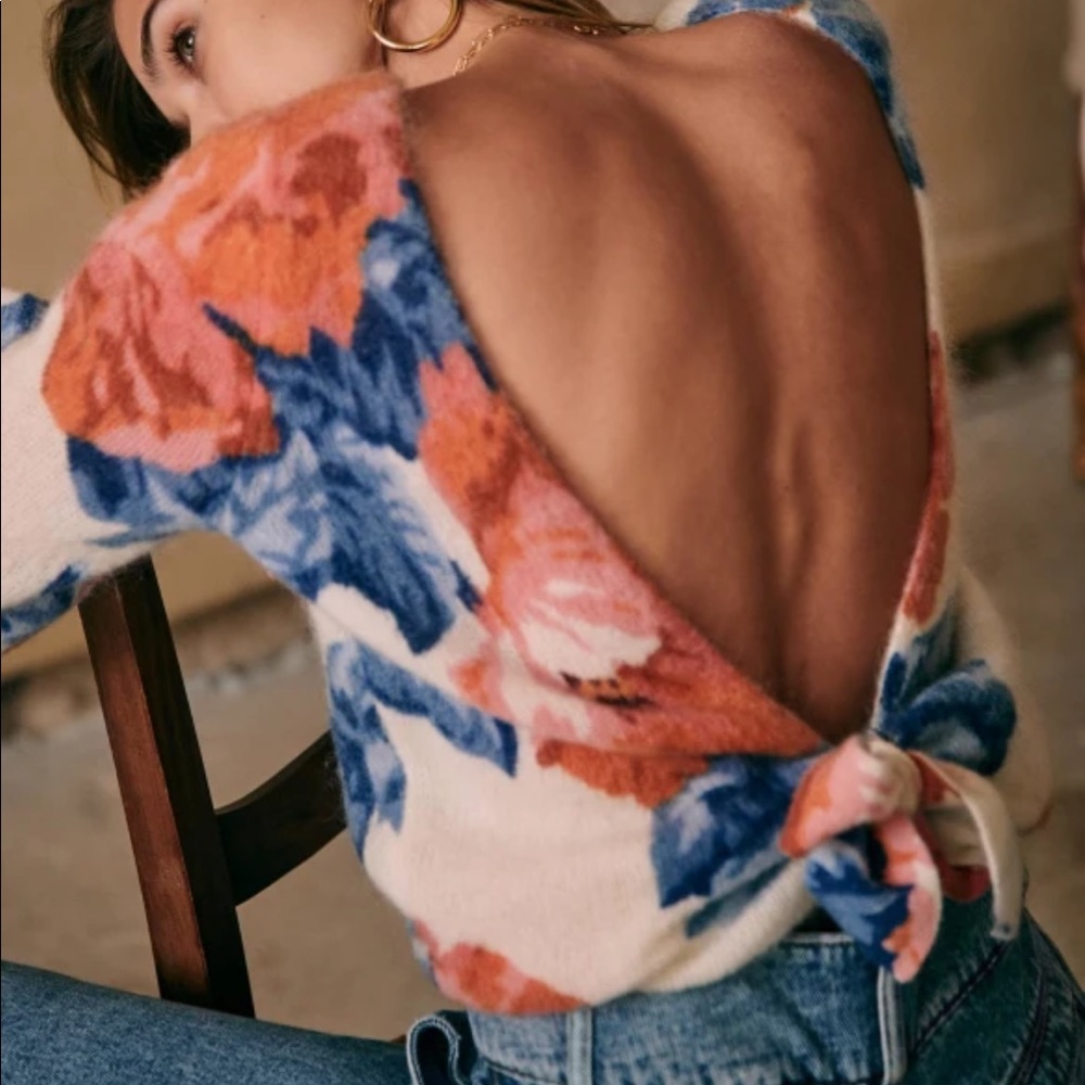 New sezane alban jumper romantic flowers